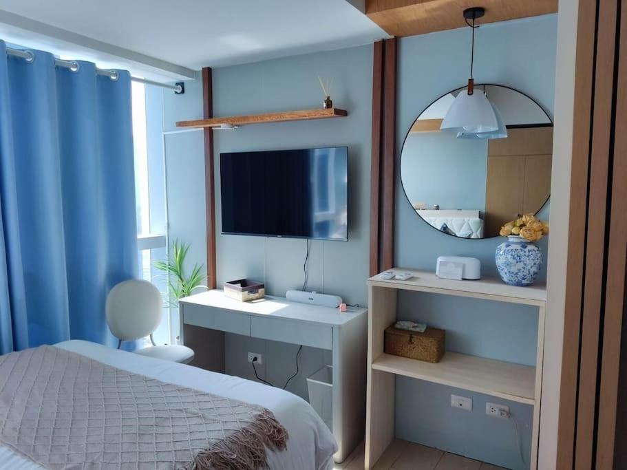Luxestaysmnl Coastal Chic Netflx 380Mbps Pool Bgc Manilla Buitenkant foto